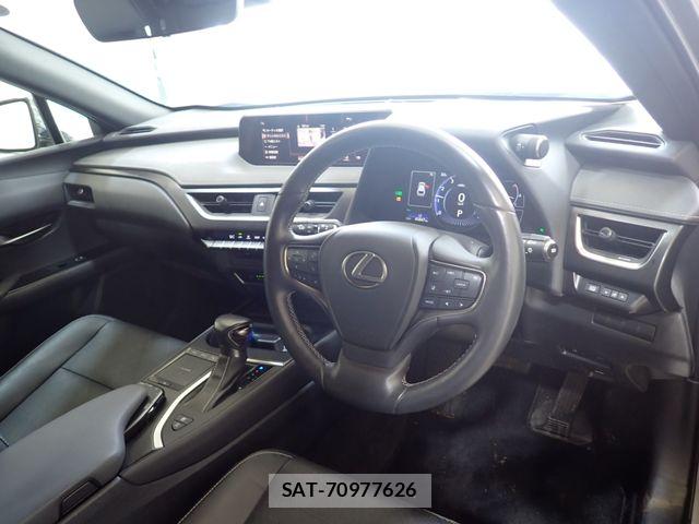 Lexus UX 2019-11 8796528-1