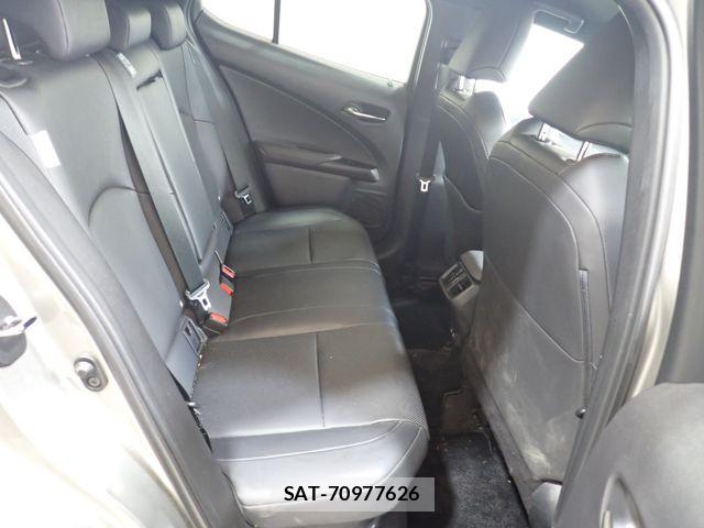 Lexus UX 2019-11 8796528-23