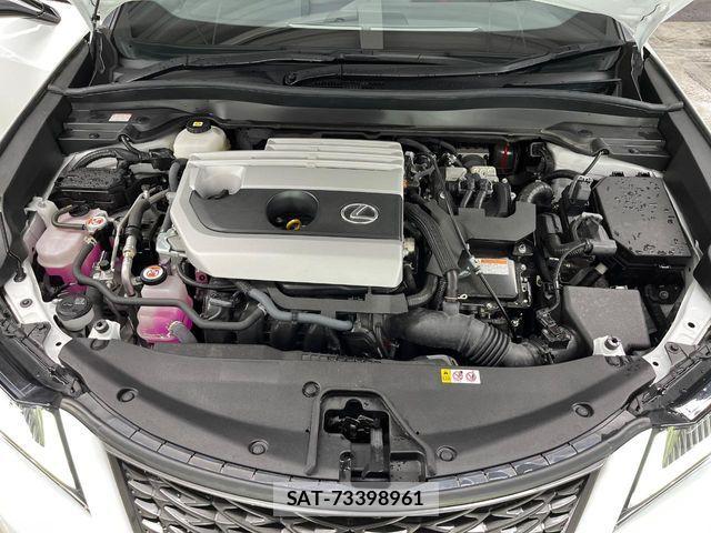 Lexus UX 2023-06 8849620-17