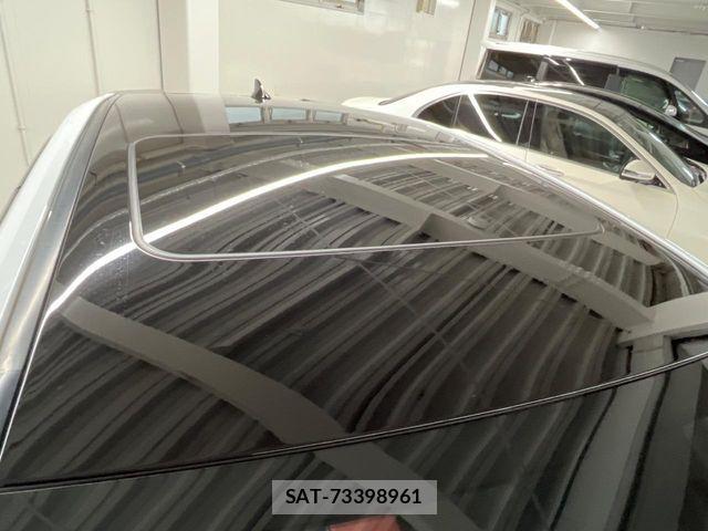 Lexus UX 2023-06 8849620-2