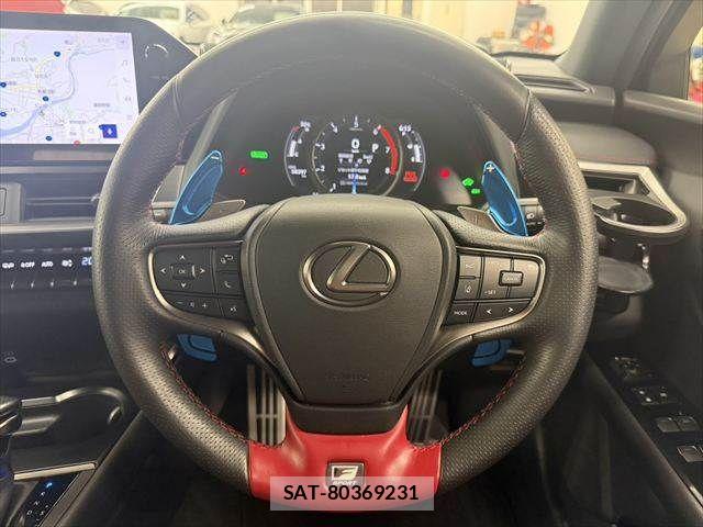 Lexus UX 2023-05 8880578-10