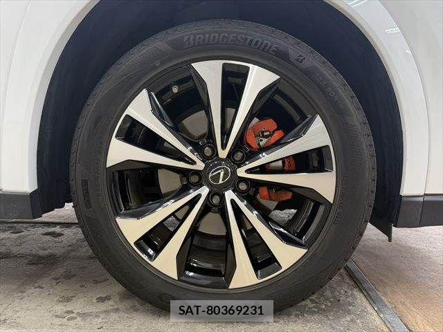 Lexus UX 2023-05 8880578-29