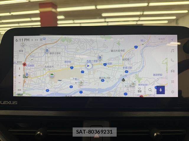 Lexus UX 2023-05 8880578-4