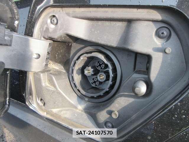 Lexus UX 2022-02 1176771-12