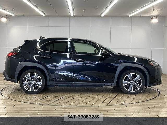 Lexus UX 2021-06 1328254-16