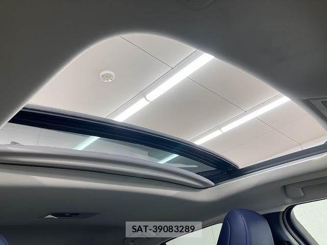Lexus UX 2021-06 1328254-5