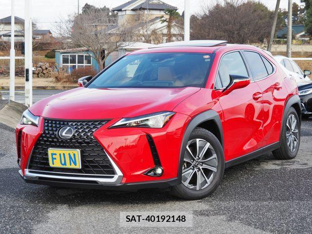 Lexus UX 2024-01 2211043-0