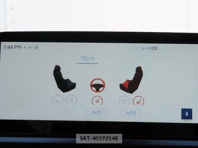 Lexus UX 2024-01 2211043-23