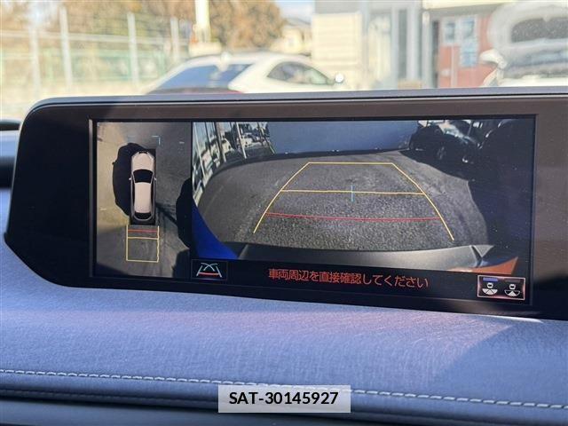 Lexus UX 2021-06 2963204-3