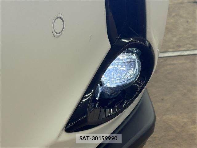 Lexus UX 2021-03 3907308-12