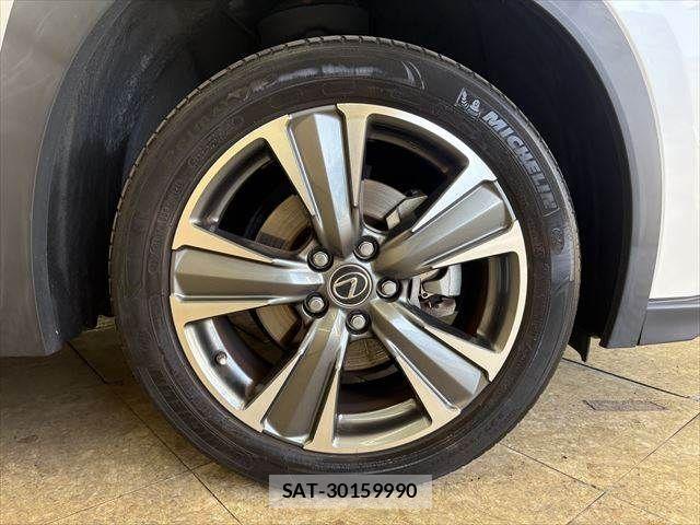 Lexus UX 2021-03 3907308-13