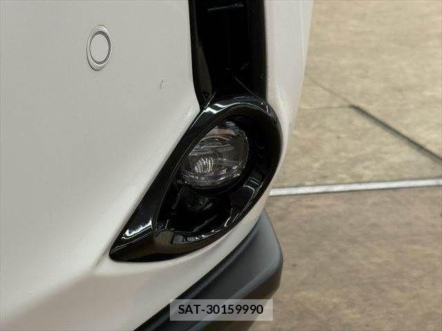 Lexus UX 2021-03 3907308-22