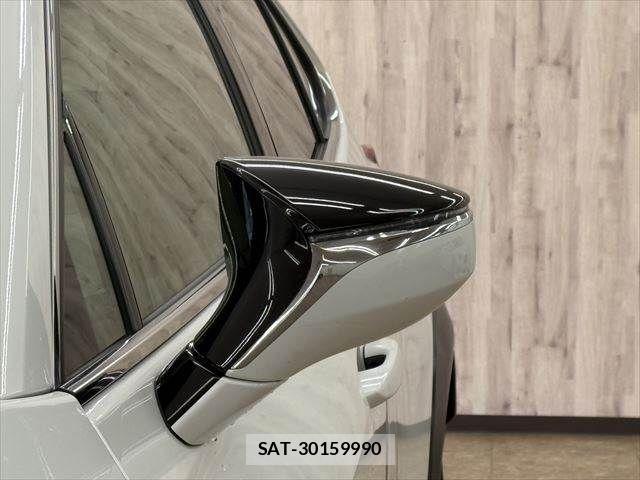 Lexus UX 2021-03 3907308-25