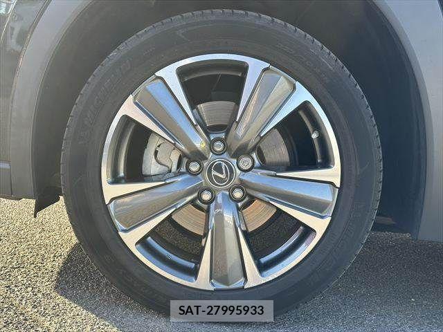 Lexus UX 2021-05 4421940-28