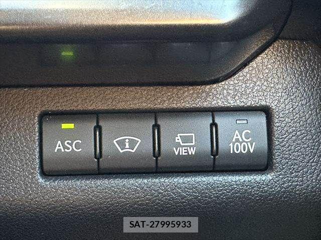 Lexus UX 2021-05 4421940-5