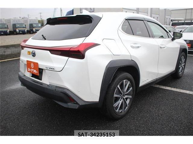 Lexus UX 2022-02 4965271-12