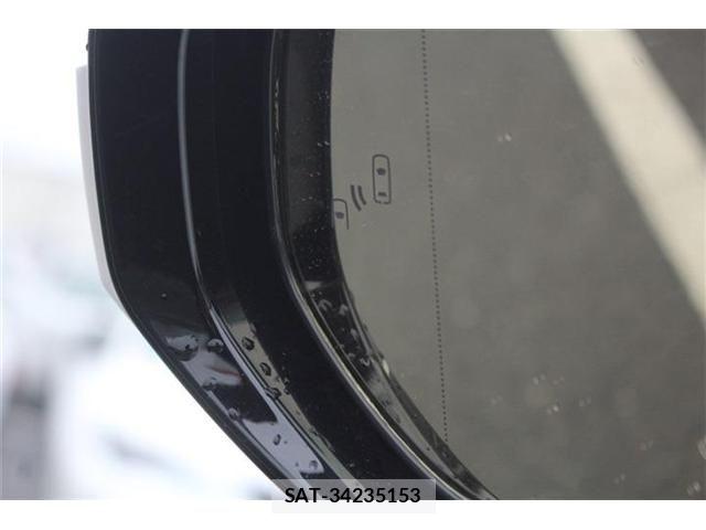 Lexus UX 2022-02 4965271-25