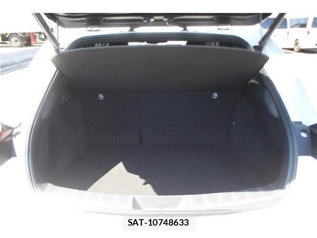 Lexus UX 2021-06 6752274-28