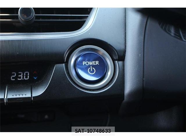Lexus UX 2021-06 6752274-3