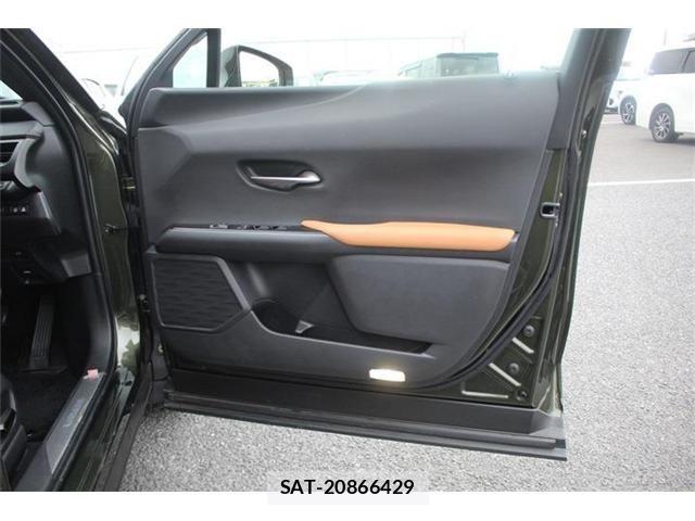 Lexus UX 2021-10 7059336-19