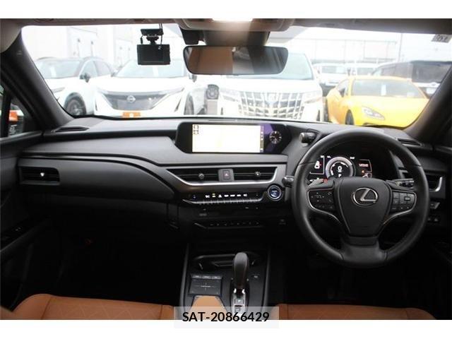 Lexus UX 2021-10 7059336-22