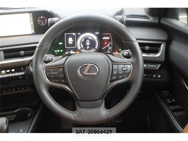 Lexus UX 2021-10 7059336-23