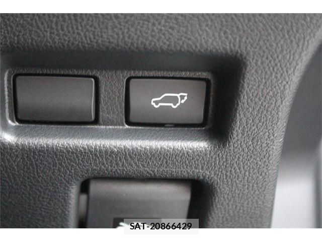 Lexus UX 2021-10 7059336-3