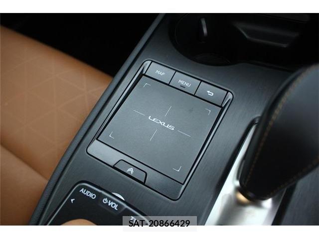 Lexus UX 2021-10 7059336-8