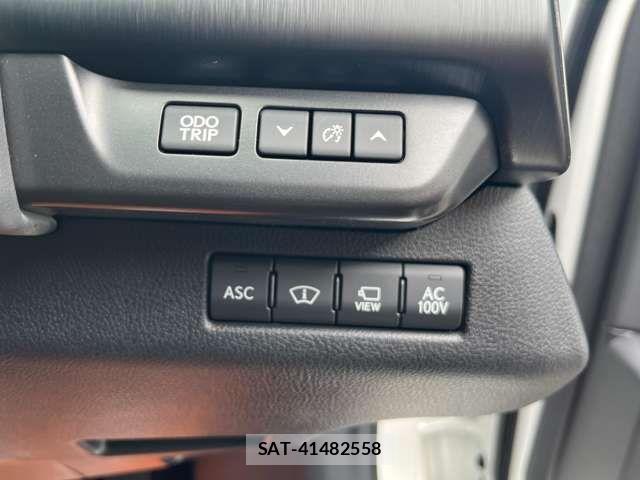 Lexus UX 2021-06 7358588-4