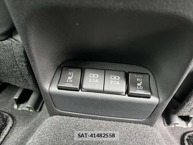 Lexus UX 2021-06 7358588-6