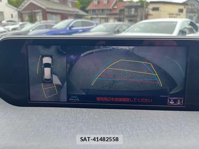 Lexus UX 2021-06 7358588-9