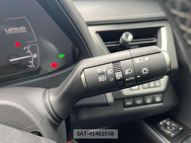 Lexus UX 2021-06 7358588-13