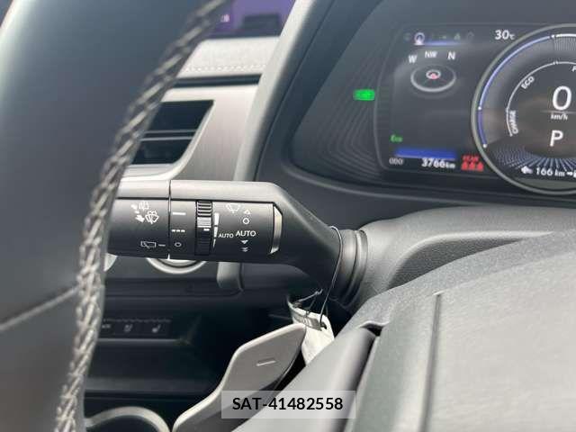 Lexus UX 2021-06 7358588-14
