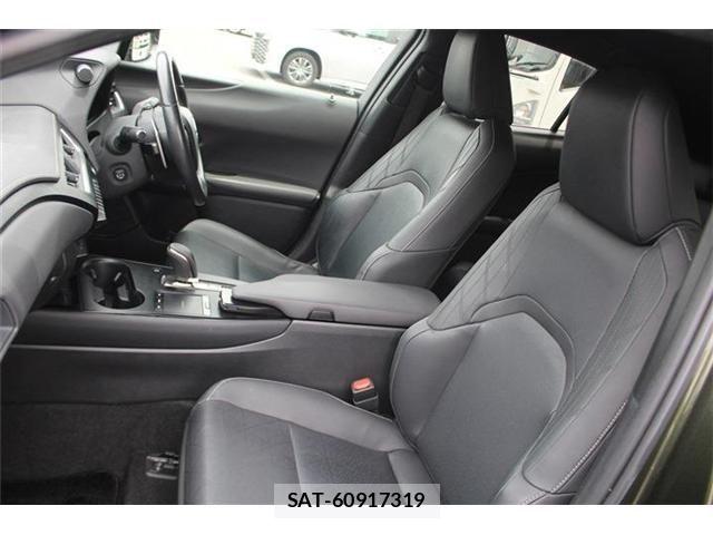 Lexus UX 2021-02 7725239-19