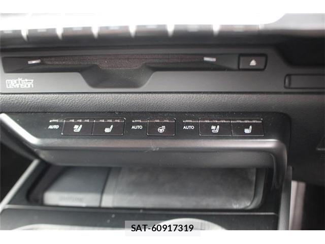 Lexus UX 2021-02 7725239-24