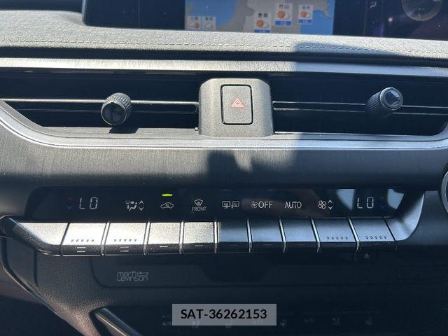 Lexus UX 2021-07 7786675-8