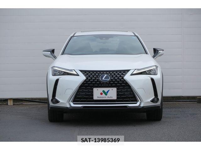 Lexus UX 2022-04 7877481-1