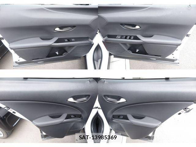 Lexus UX 2022-04 7877481-23