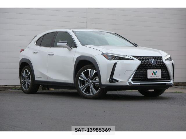 Lexus UX 2022-04 7877481-2