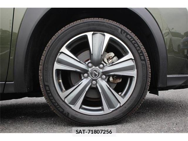 Lexus UX 2022-03 8036513-11