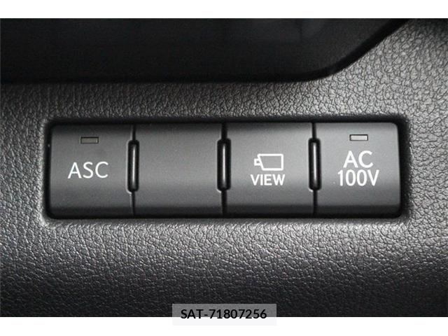 Lexus UX 2022-03 8036513-6