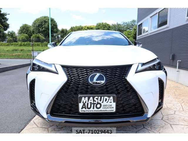 Lexus UX 2024-07 1016628-1