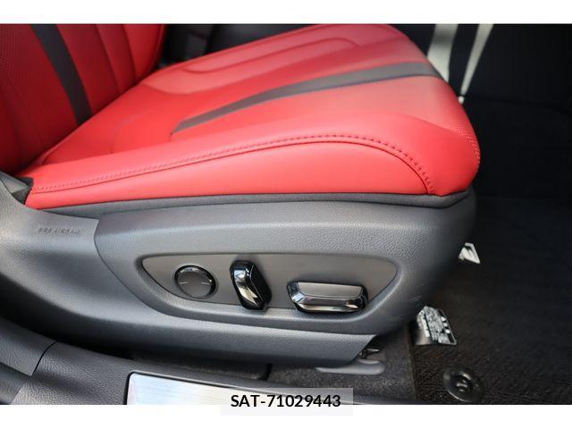 Lexus UX 2024-07 1016628-20