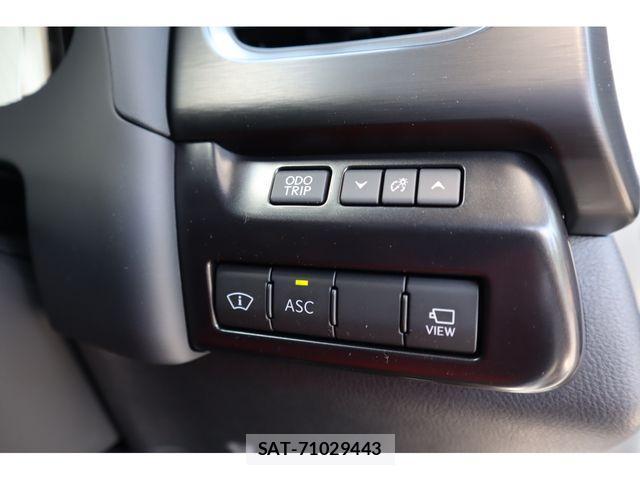 Lexus UX 2024-07 1016628-21