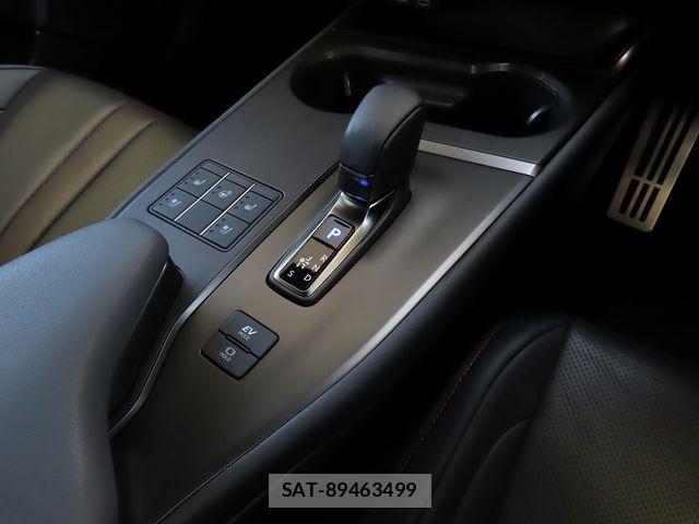 Lexus UX 2025-01 5871280-22