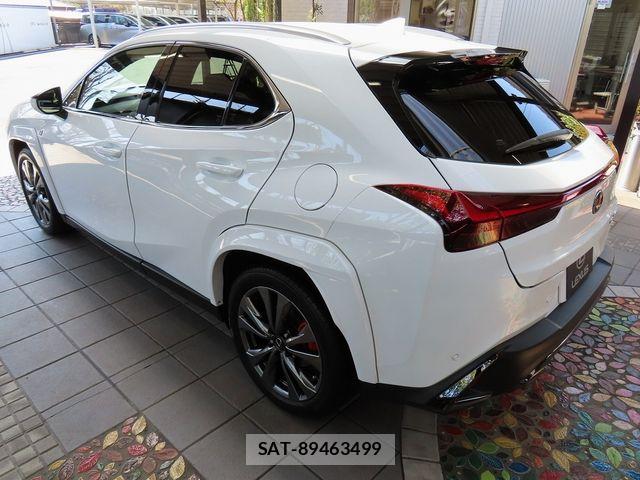 Lexus UX 2025-01 5871280-8