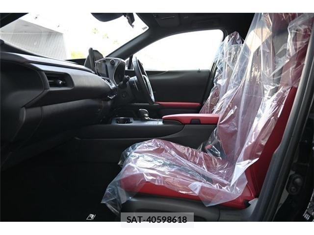 Lexus UX 2024-05 5871274-13