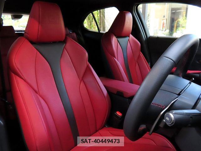 Lexus UX 2024-02 6907883-14