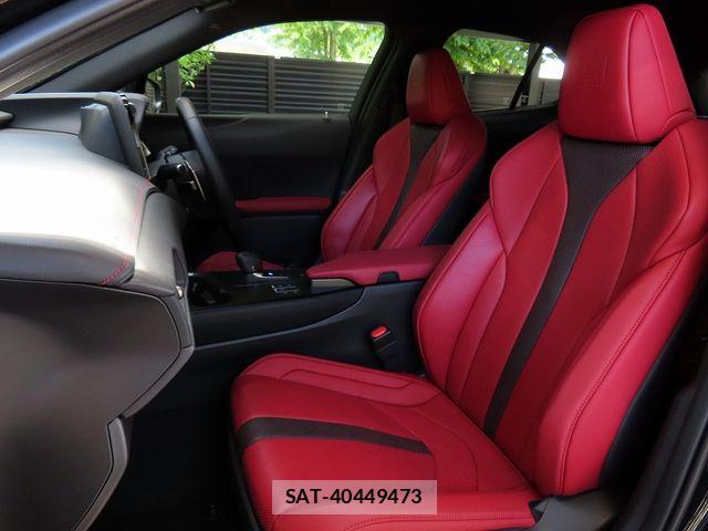 Lexus UX 2024-02 6907883-23