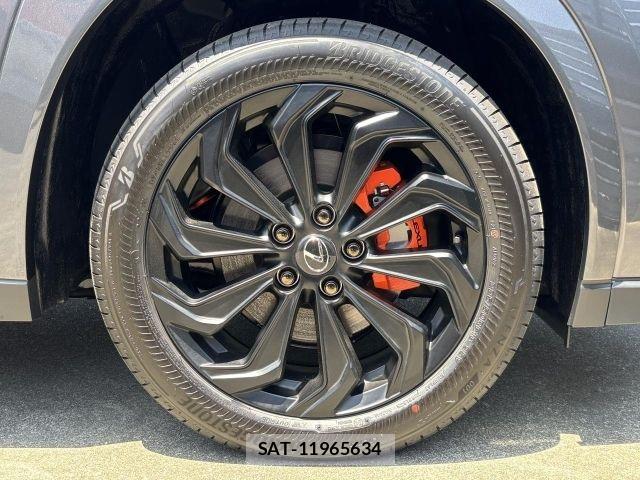 Lexus UX 2025-11 6995275-26